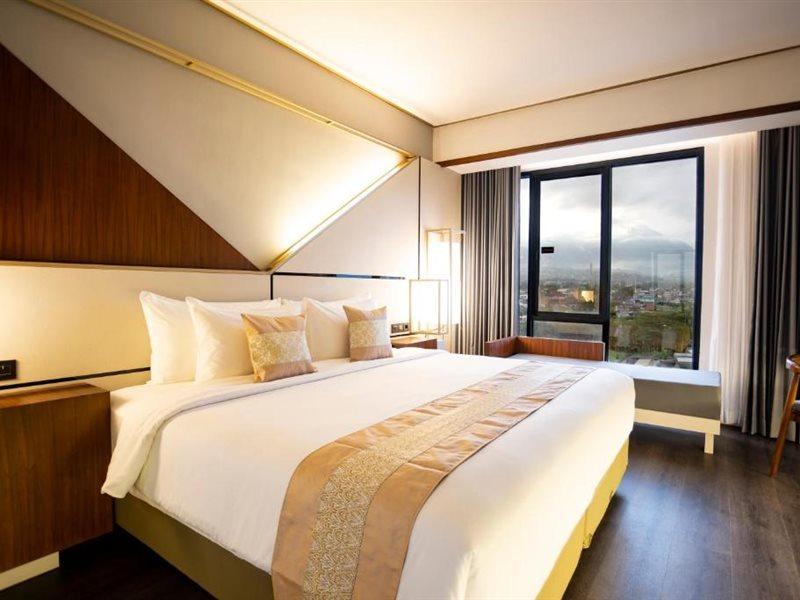 Rayz Umm Hotel Malang Exteriér fotografie